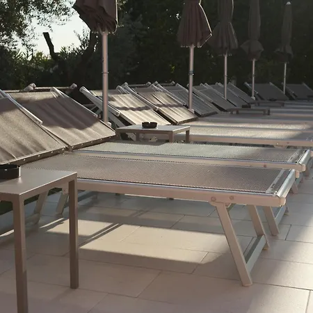 Ca' Nova ***s ガルダ