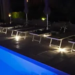 Ca' Nova ***s 3* Garda (Verona)