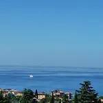 Ca' Nova ***s