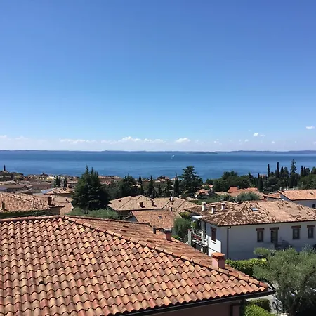 Ca' Nova ***s 3* Garda (Verona)