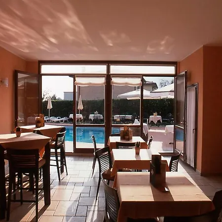 Hotel Ca' Nova ***s Garda (Verona)