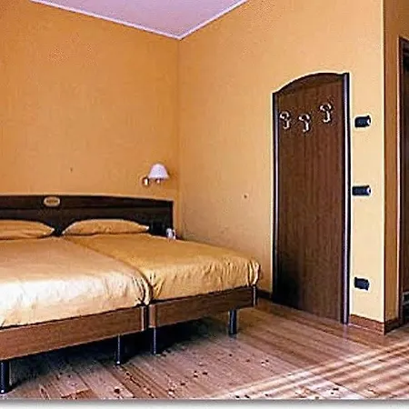 Ca' Nova ***s Hotel Garda (Verona)