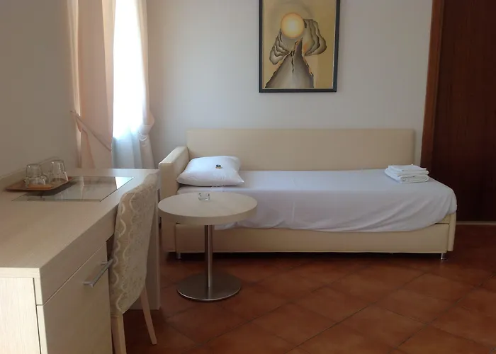 Ca' Nova ***s Hotel Garda (Verona)