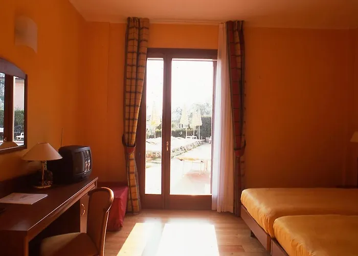 Hotel Ca' Nova ***s Garda (Verona)