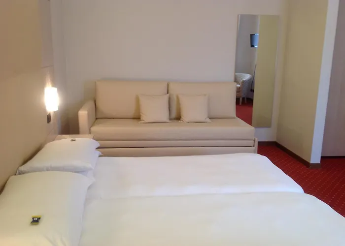 Hotel Ca' Nova ***s Garda (Verona)