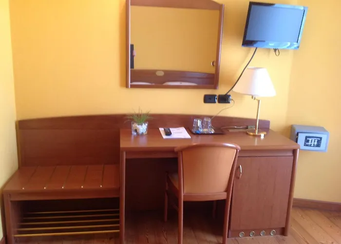 Hotel Ca' Nova ***s Garda (Verona)