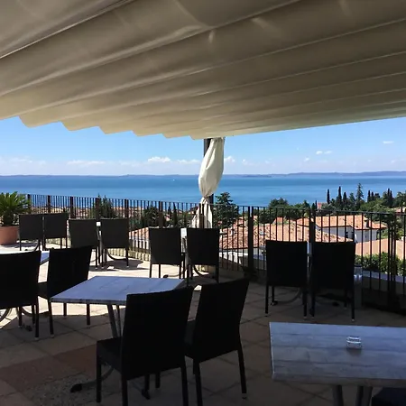 Ca' Nova ***s Hotel 3*