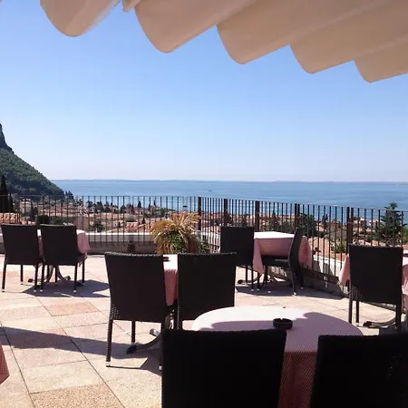 호텔 Ca' Nova ***s 3*