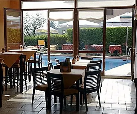 호텔 Ca' Nova ***s 3*