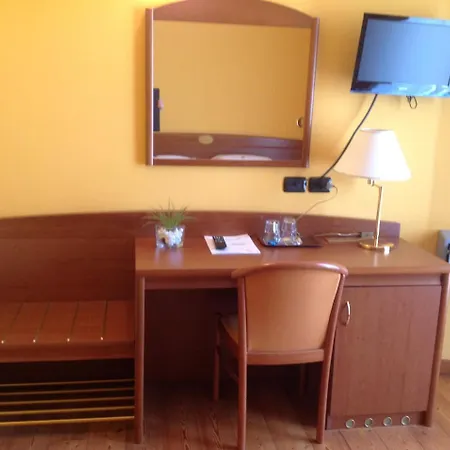 Hotel Ca' Nova ***s Garda (Verona)