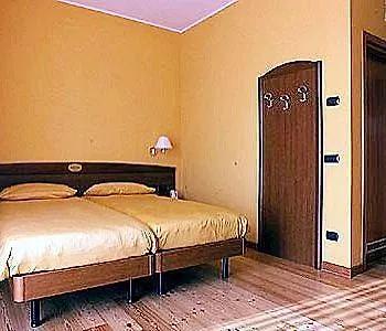 Hotel Ca' Nova ***s Garda (Verona)