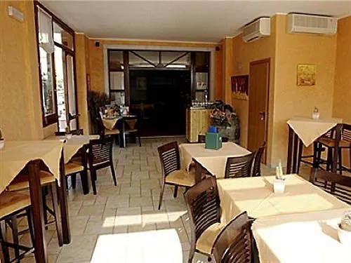 Ca' Nova ***s Garda (Verona)